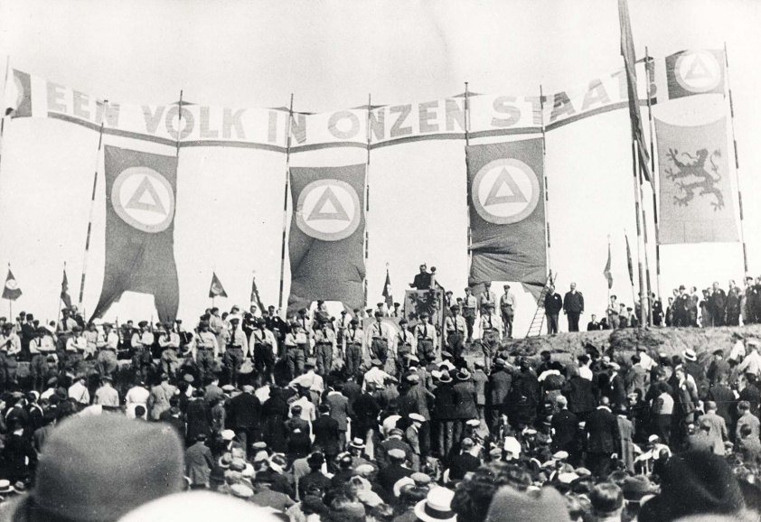 Toespraak van Staf de Clercq op de eerste Landdag van het VNV, Kesterheide, 1935. (ADVN, VFD172)