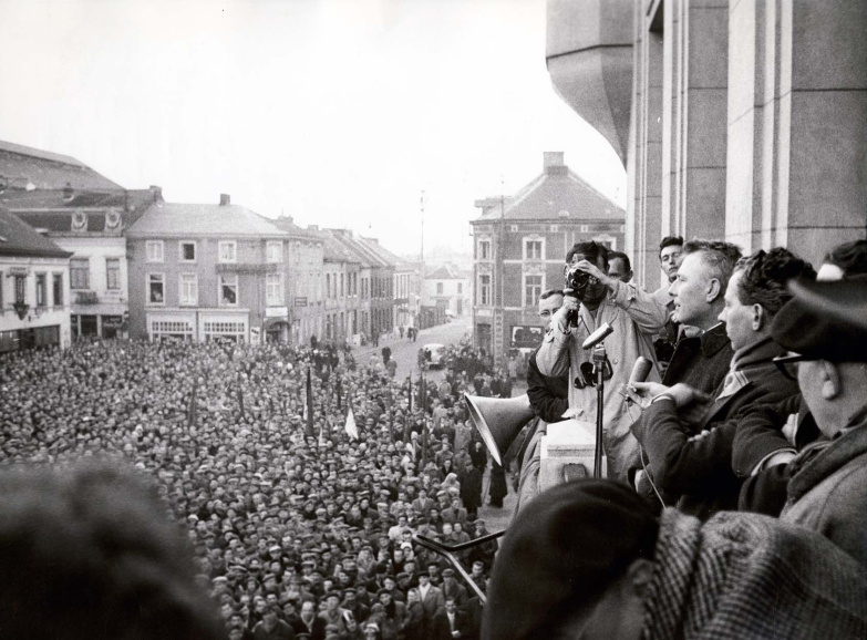 Toespraak van vakbondsleider André Renard tijdens de staking tegen de eenheidswet, 9 januari 1961. (Amsab-ISG, fo008666)
