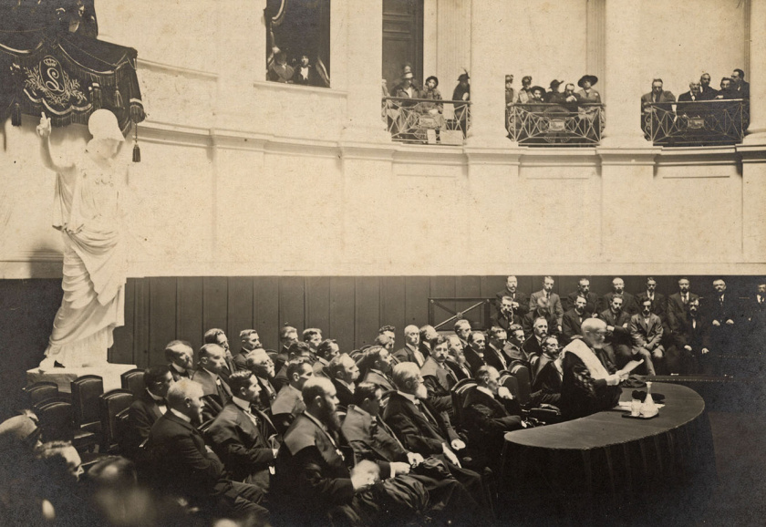Redevoering door rector Pierre Hoffmann bij de opening van de vernederlandste Gentse Universiteit, 24 oktober 1916. (Universiteitsbibliotheek Gent)
